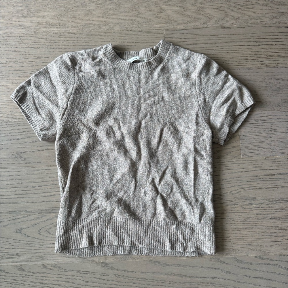Abercrombie & Fitch Gray Sweater